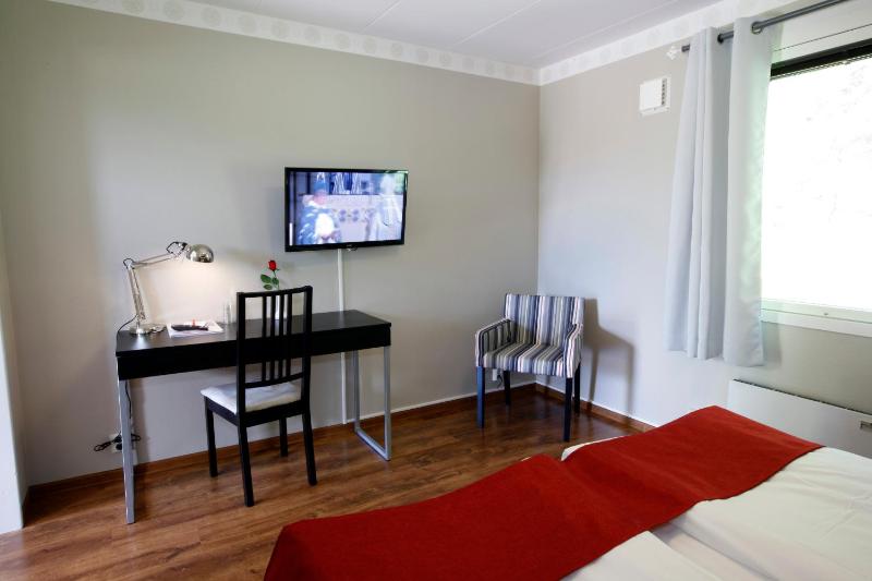 Double Room image 3