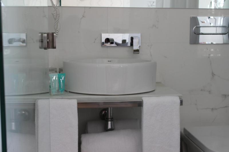 Double Room with View image 2