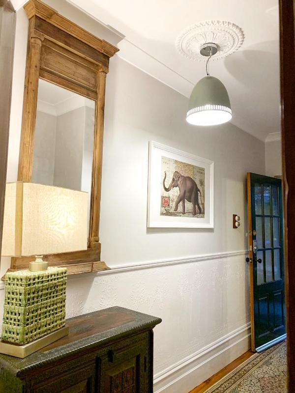 Hollidge House 5 Star Luxury Apartments - image 10