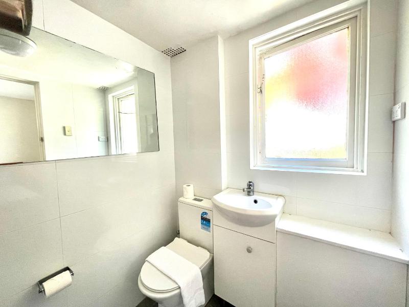 Lotus Stay Manly - Apartment 31B - image 5