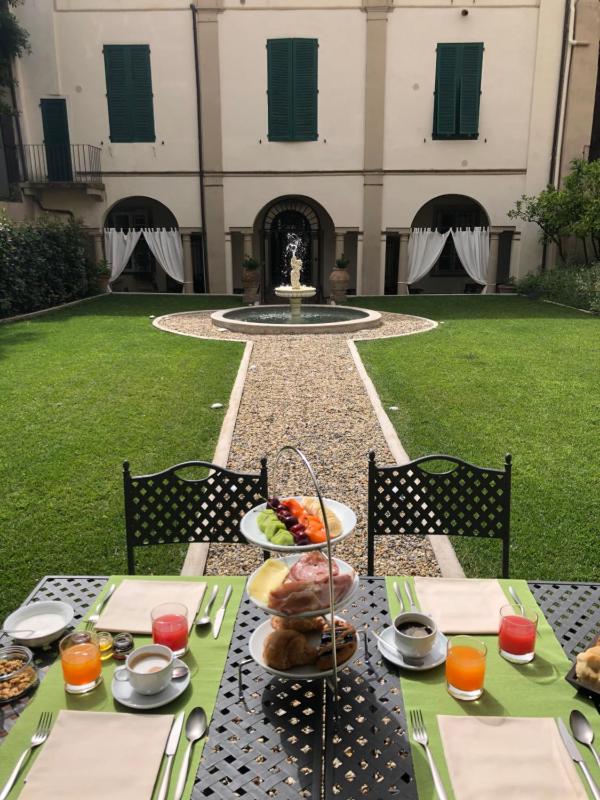 LUCUS Exclusive Bed and Breakfast - image 19