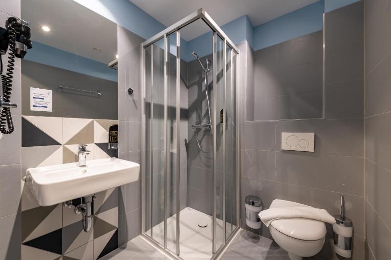 MEININGER Hotel Innsbruck Zentrum - image 7