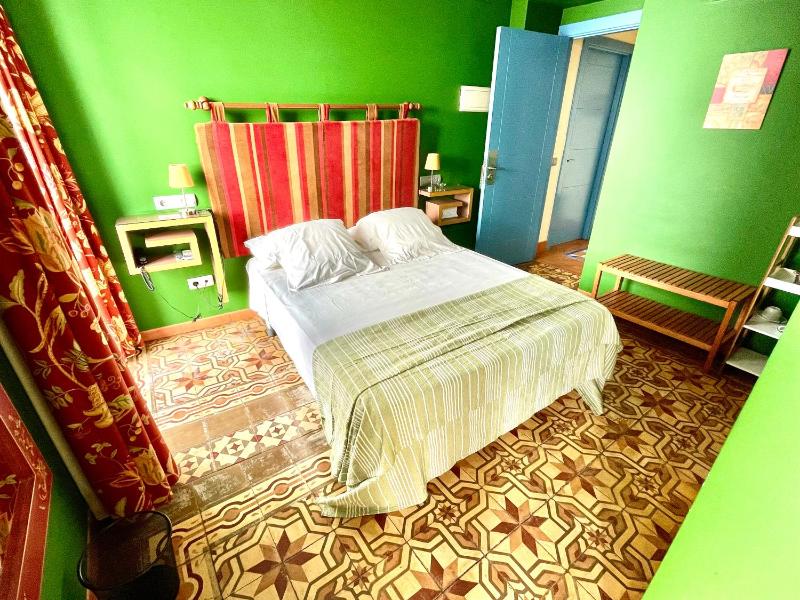 Double Room image 2