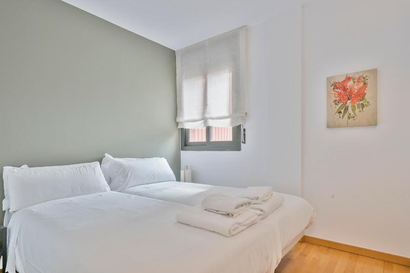 Inside Barcelona Apartments Princep - image 5