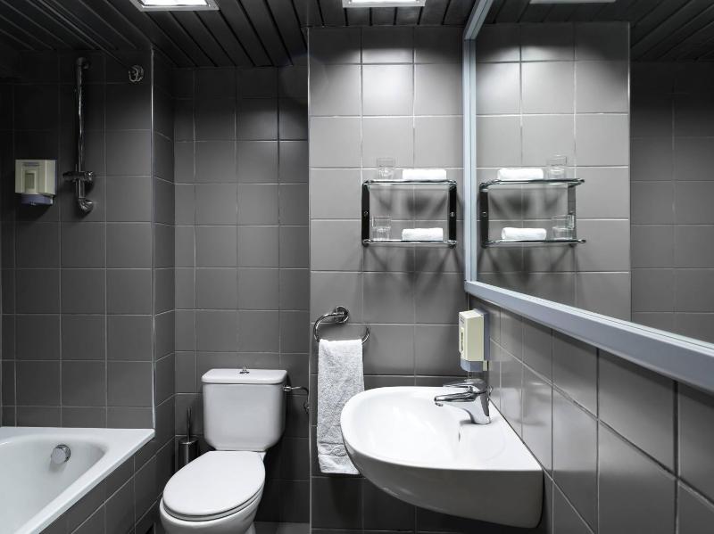 Promo Twin Room with Land View image 2