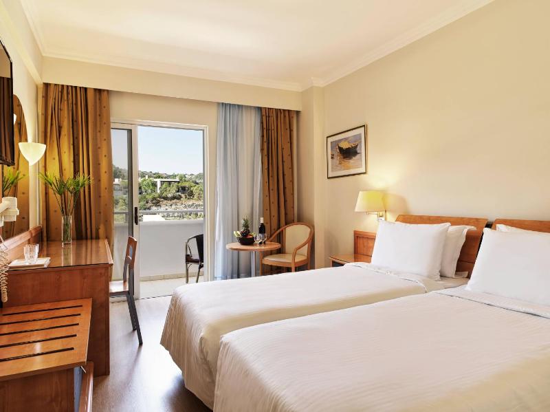 Promo Twin Room with Land View image 1