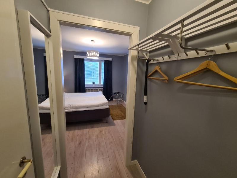 Budget Twin Room image 4