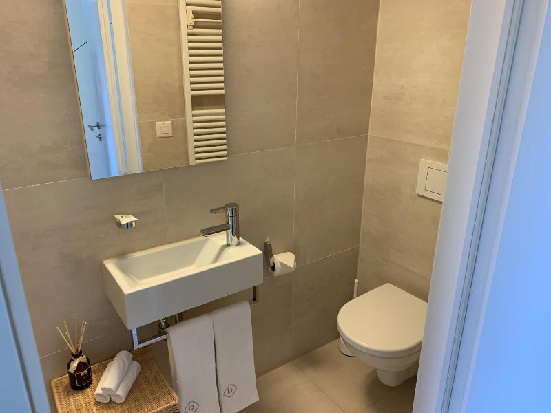 Apartment - Split Level image 3