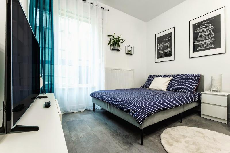 Standard Apartment image 4