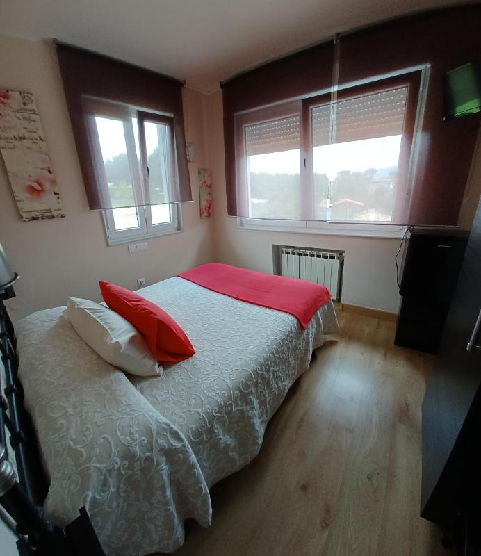 Small Double Room image 1