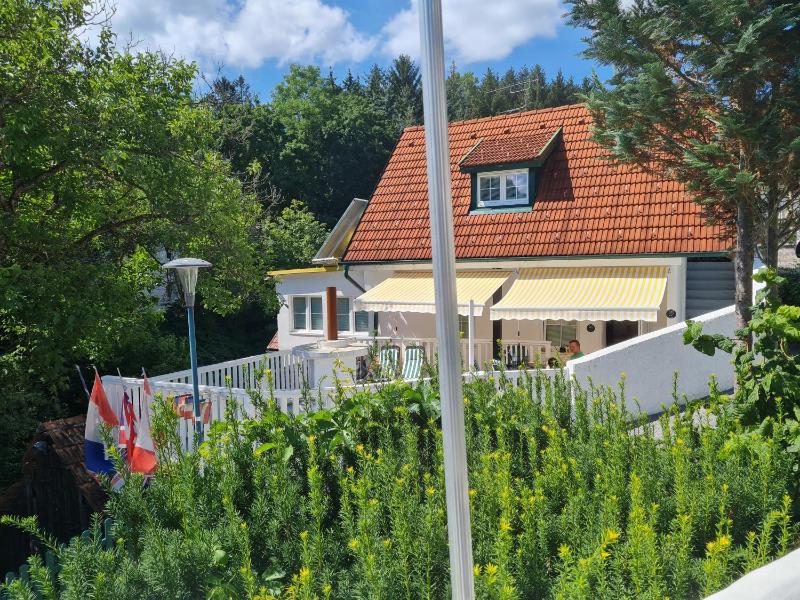 Holiday Home image 1