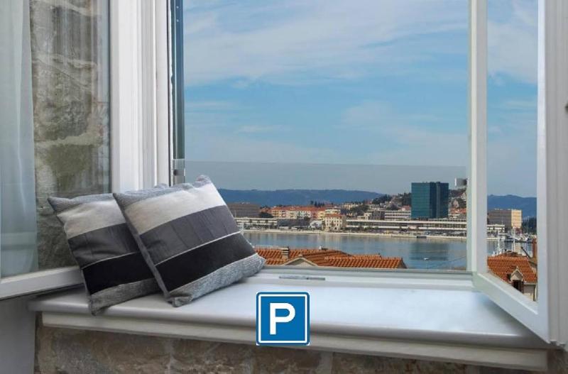 Deluxe Double or Twin Room with Sea View  - Annex image 1