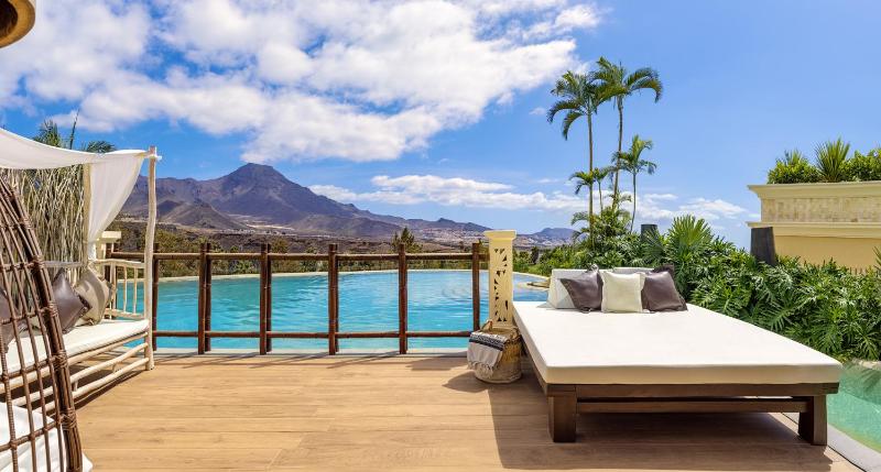  1 Bedroom Lagoon Villa    image 1