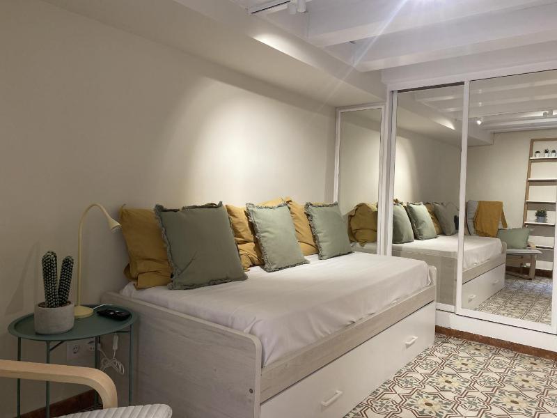TarracoHomes TH143 Studio Old Town - image 5