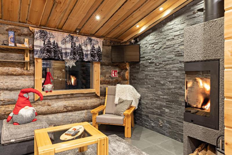 Two-Bedroom Cottage with Sauna image 1