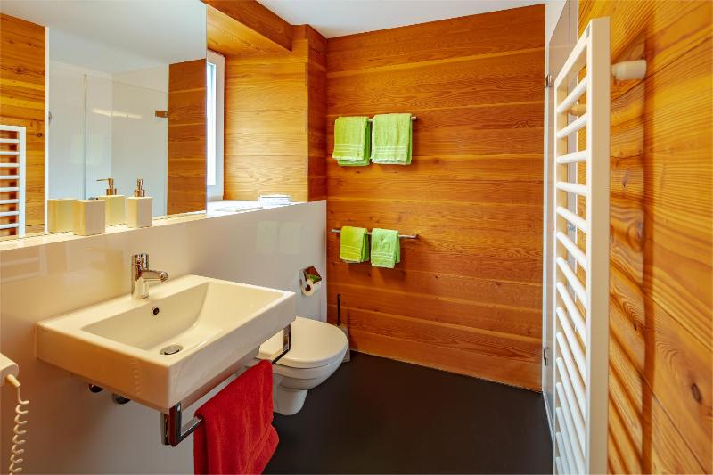 Triple Room with Balcony image 3