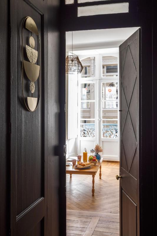 AMOUR - Appartement chaleureux et moderne dans le cœur historique de Rennes - image 3