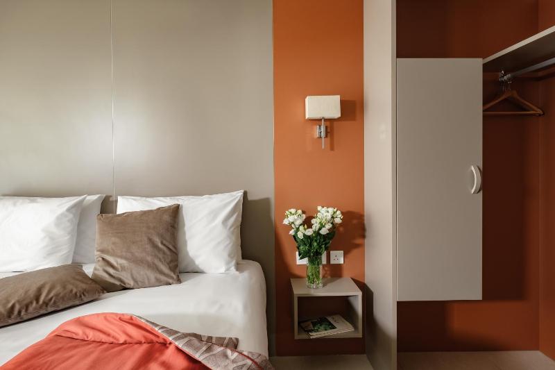 Superior Double or Twin - High Floor image 3