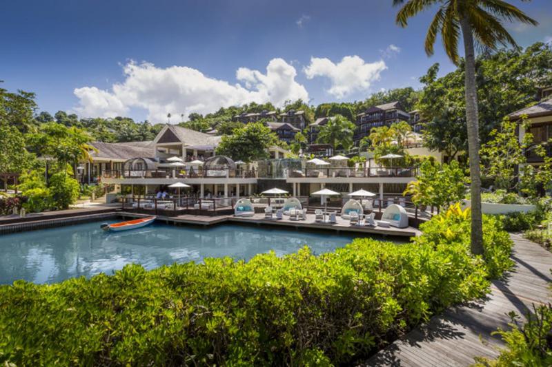 Superb Split Level Waterside Apt Marigot Bay St Lucia WI - image 8