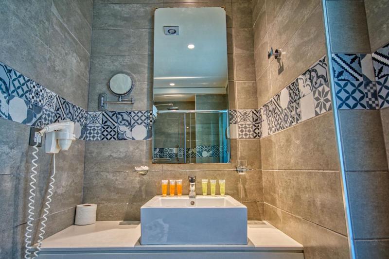 Island Boutique Hotel - image 10