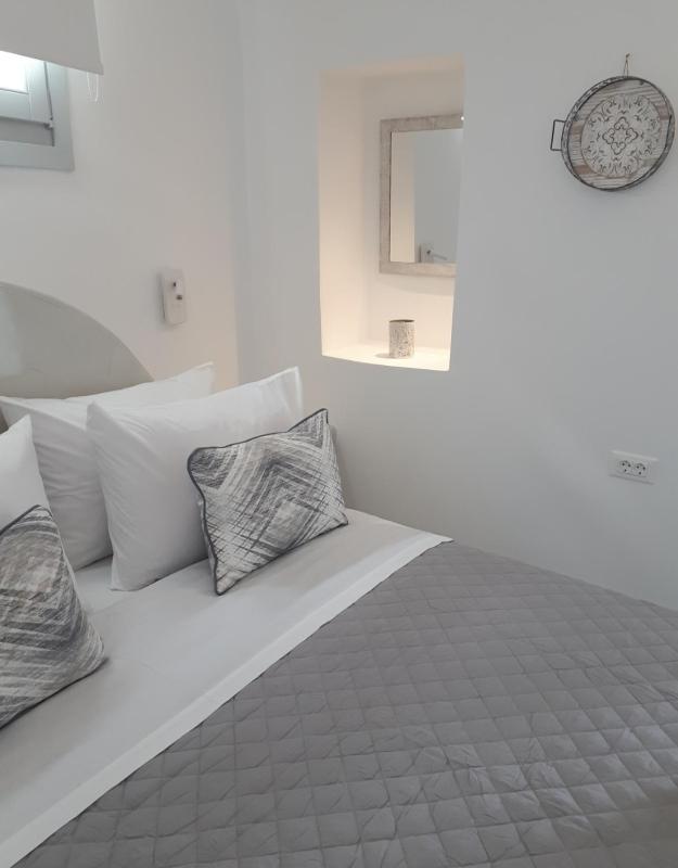 Suite with Spa Bath image 3