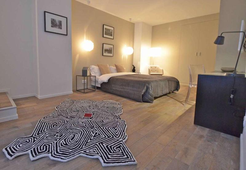 Three-Bedroom Apartment image 3