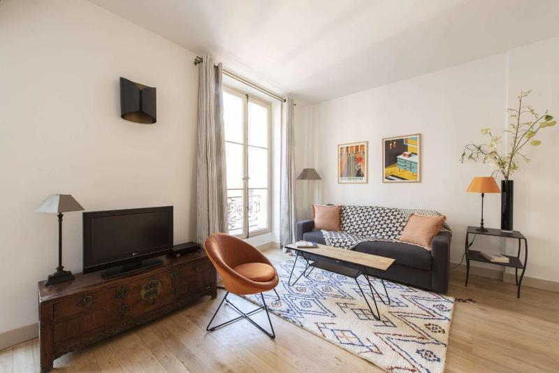 One-Bedroom Apartment image 1