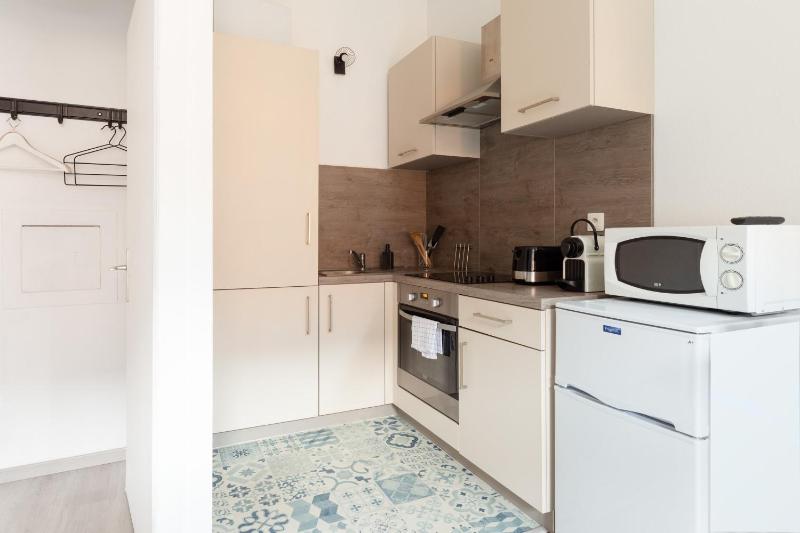 Travel Homes - The Invitation Ideal Little Venice - image 7