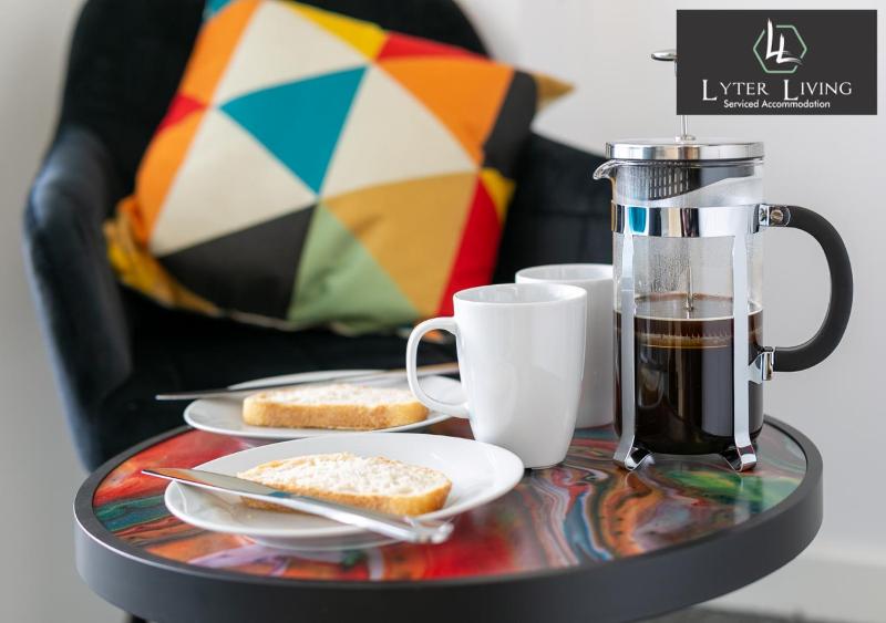 Studio Apartments by Lyter Living Desks & Wifi - Monthly Stays Available - image 26
