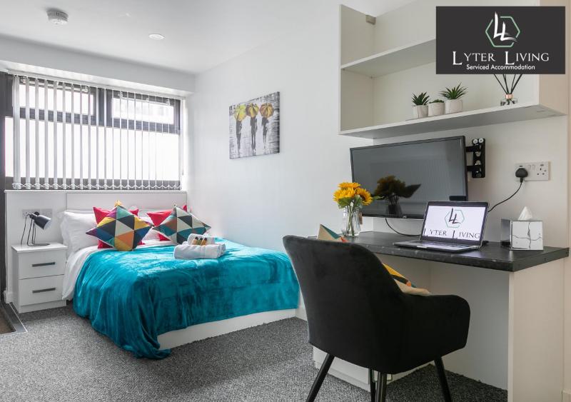 Studio Apartments by Lyter Living Desks & Wifi - Monthly Stays Available - image 12