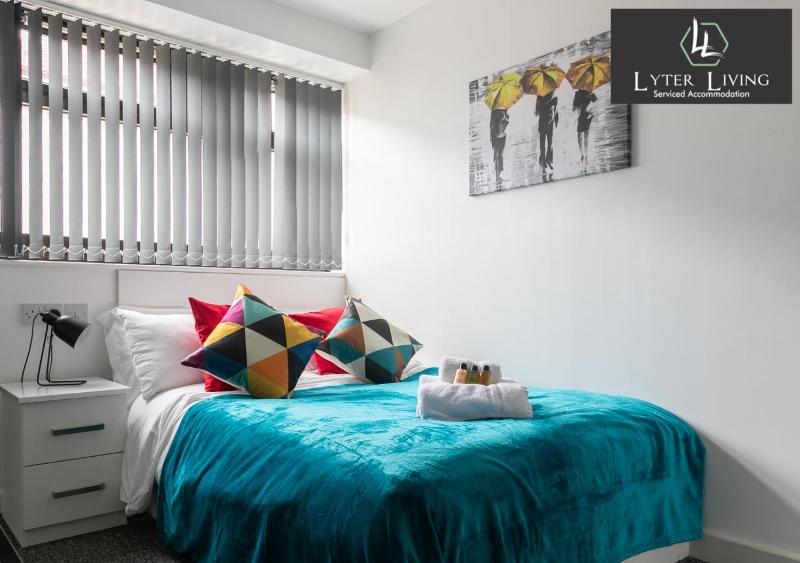 Studio Apartments by Lyter Living Desks & Wifi - Monthly Stays Available - image 18