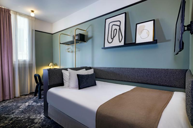 Single Room image 1