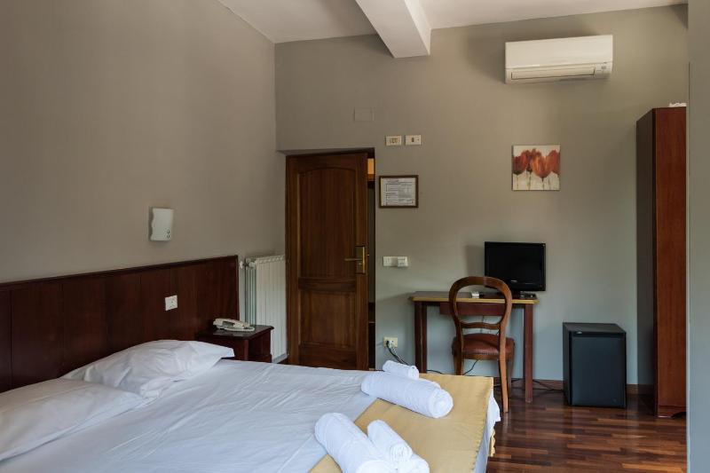 Deluxe Double Room - Dependance image 2