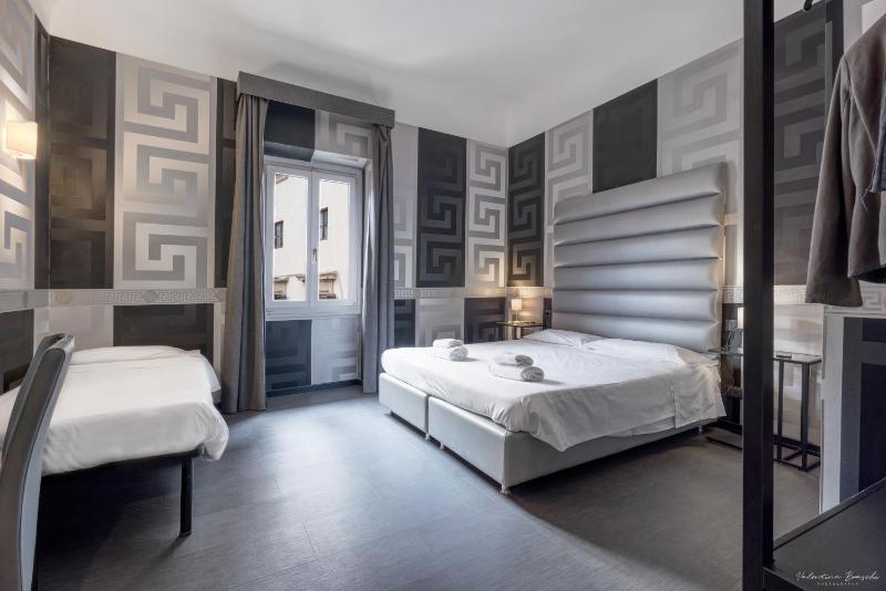 Triple Room image 3
