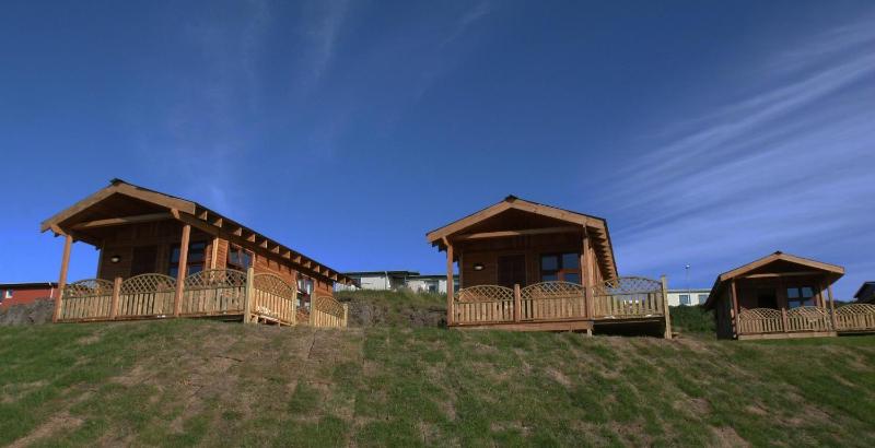 One-Bedroom Cottage image 4