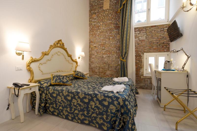 Superior Double or Twin Room image 3