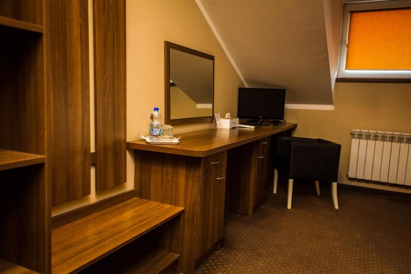 Budget Double or Twin Room image 4