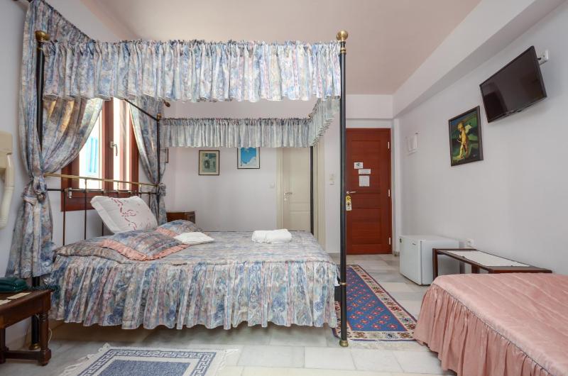 Junior Suite with Garden View image 1