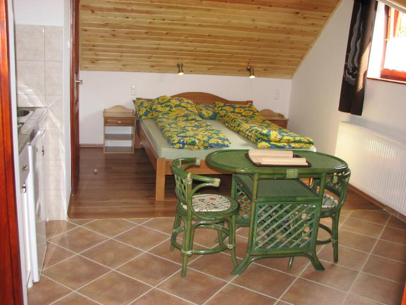 Apartment image 4