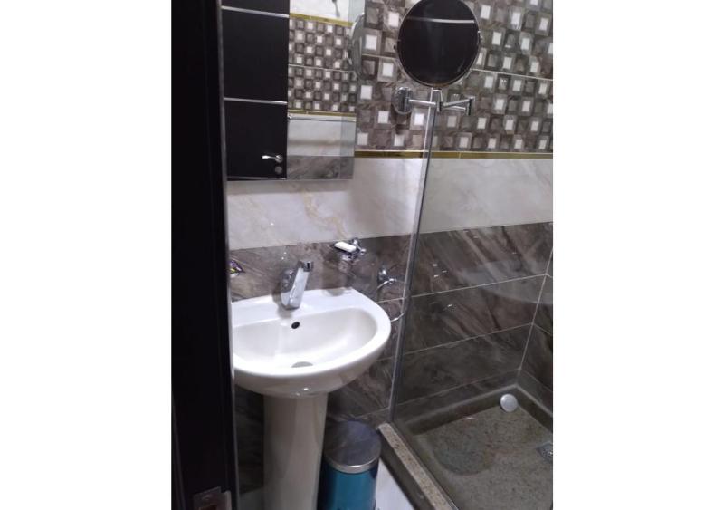 Deluxe Double Room image 2