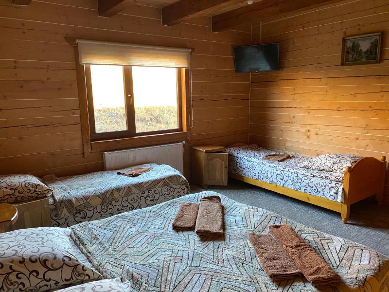 Quadruple Room with Mountain View image 2