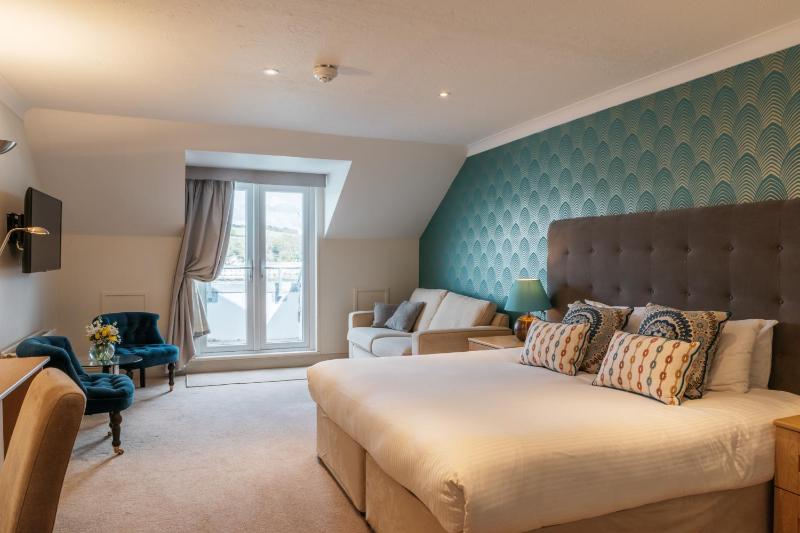 Greenbank Hotel - image 37