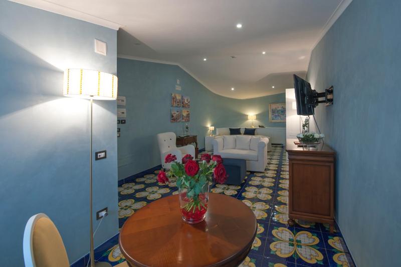 Standard Double Suite image 3
