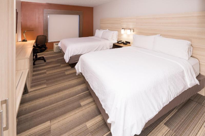 Standard Room image 2