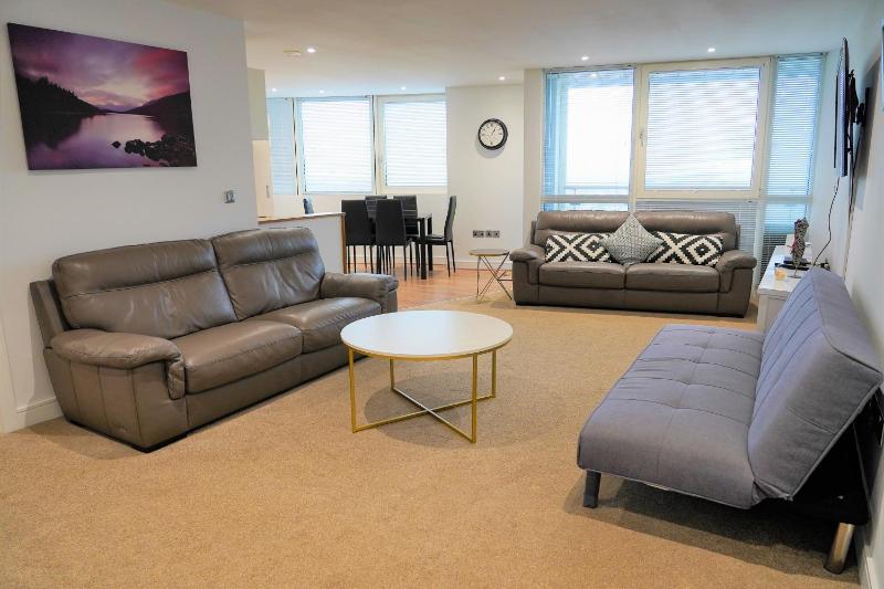 GWQ Apartments Luxe - image 8