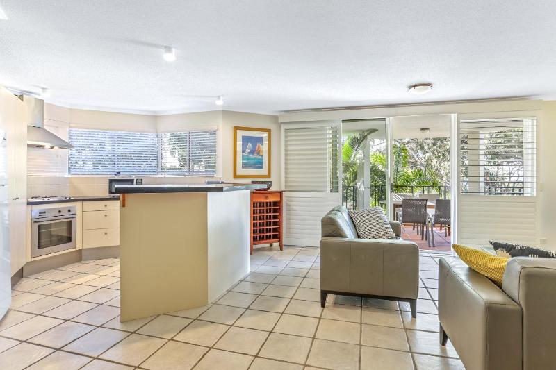 Delightful apartment close to the beach Sunshine Beach - image 6