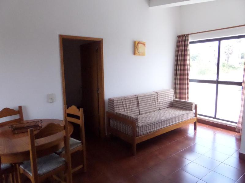 One-Bedroom Apartment image 4