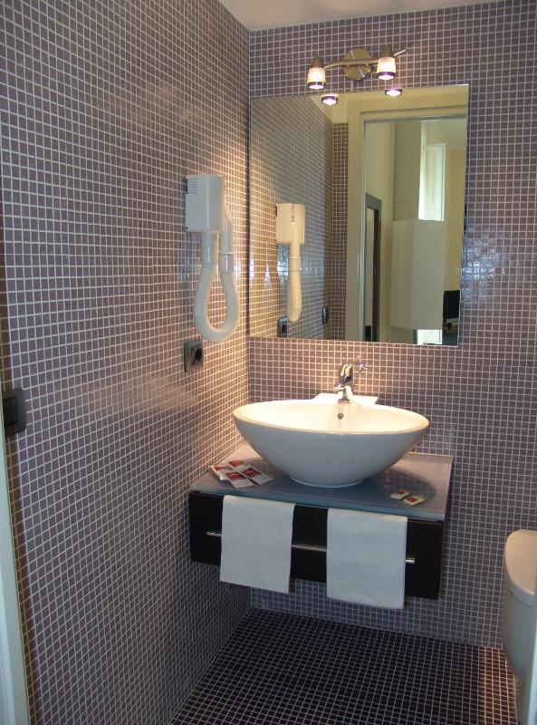 Superior Double Room image 2