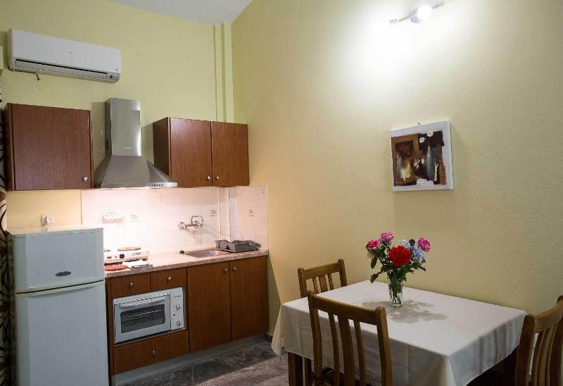Apartment with Garden View image 3