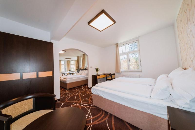 Hotel Hubertus - image 44